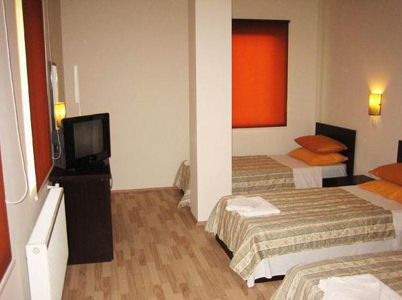 Hotel Aldi Cagllavice 外观 照片